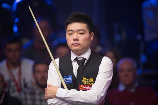 转会市场的 转会市场的